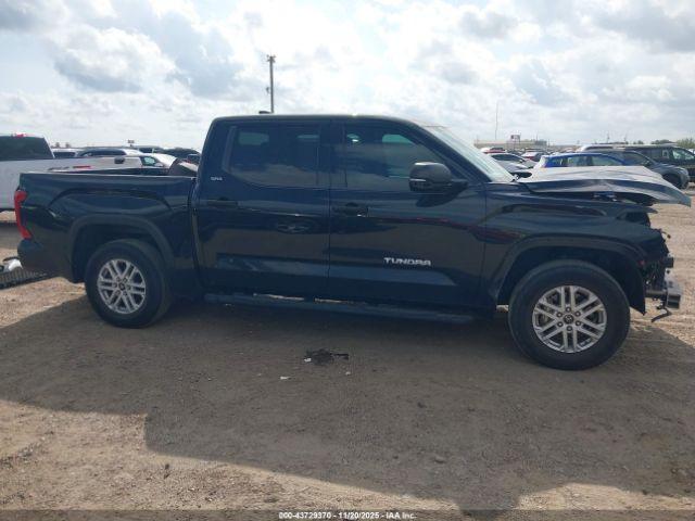 Toyota Tundra Sr5 Image 2