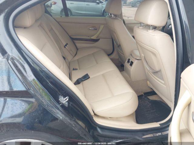 BMW 3 Series Image 8