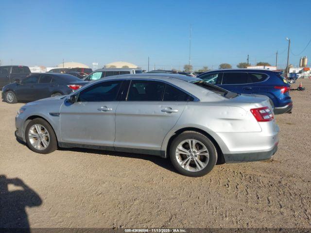 Ford Taurus Sel Image 11