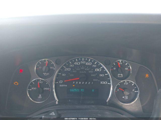 Chevrolet Express Work Van Image 15