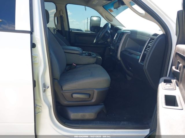 Ram 3500 Tradesman Image 11