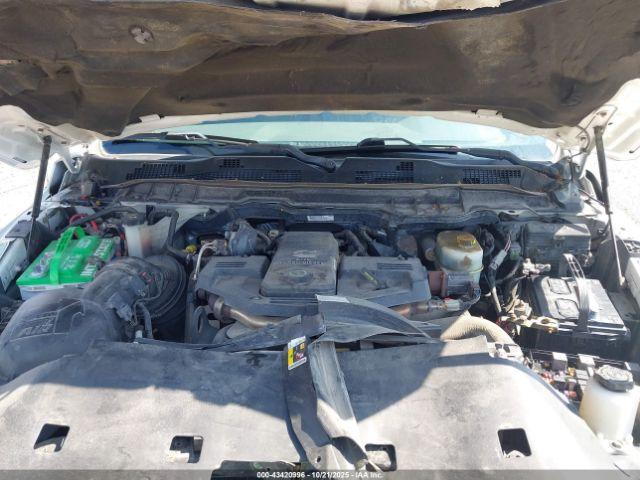 Ram 3500 Tradesman Image 9