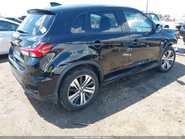 Mitsubishi Outlander Image 14