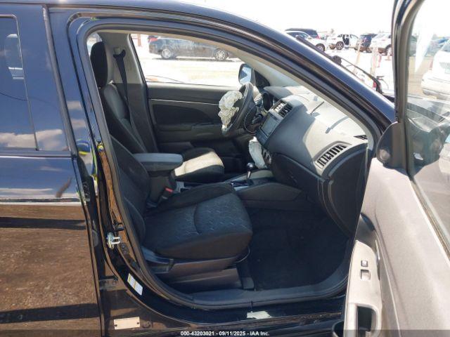 Mitsubishi Outlander Image 5