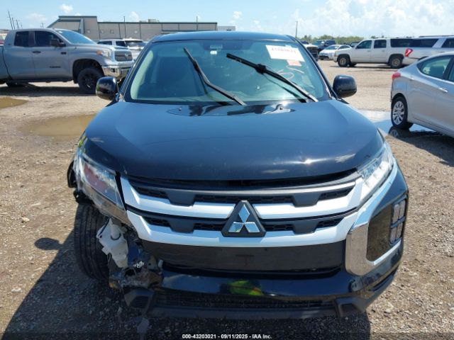 Mitsubishi Outlander Image 12