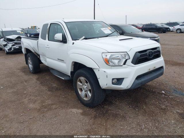  Salvage Toyota Tacoma