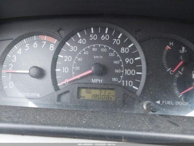 Toyota Corolla Ce Image 2