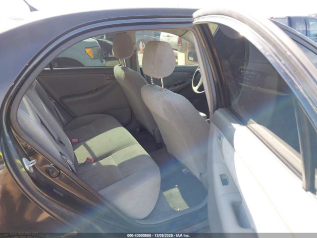 Toyota Corolla Ce Image 8