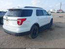 Ford Explorer Xlt Image 9