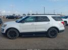 Ford Explorer Xlt Image 16