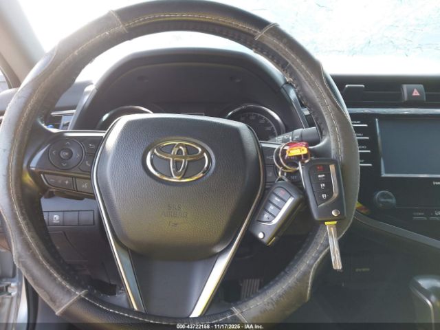 Toyota Camry Se Image 5