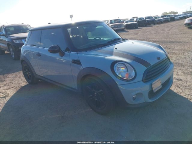 MINI Hardtop Cooper Image 1