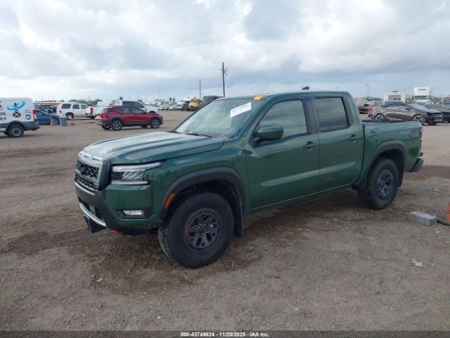 Nissan Frontier Pro-4x 4x4 Image 3