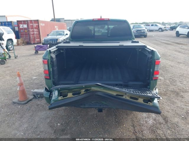 Nissan Frontier Pro-4x 4x4 Image 8