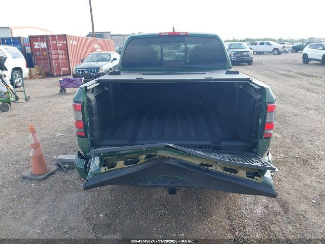 Nissan Frontier Pro-4x 4x4 Image 8