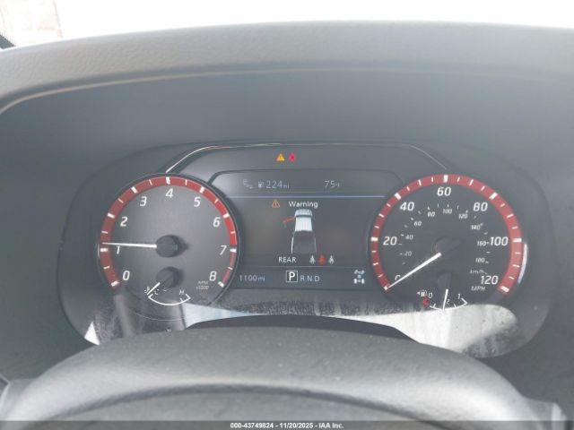 Nissan Frontier Pro-4x 4x4 Image 4