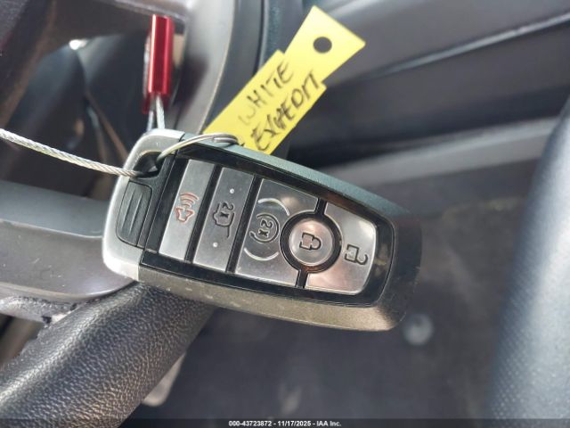 Ford Expedition Xlt Image 10