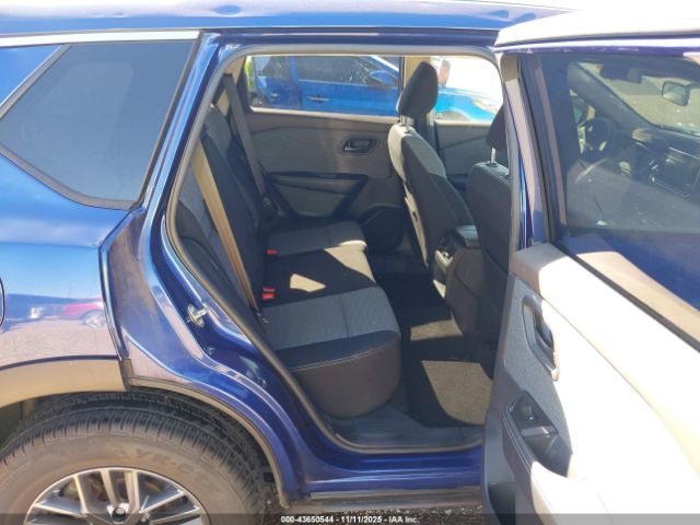 Nissan Rogue S Fwd Image 13