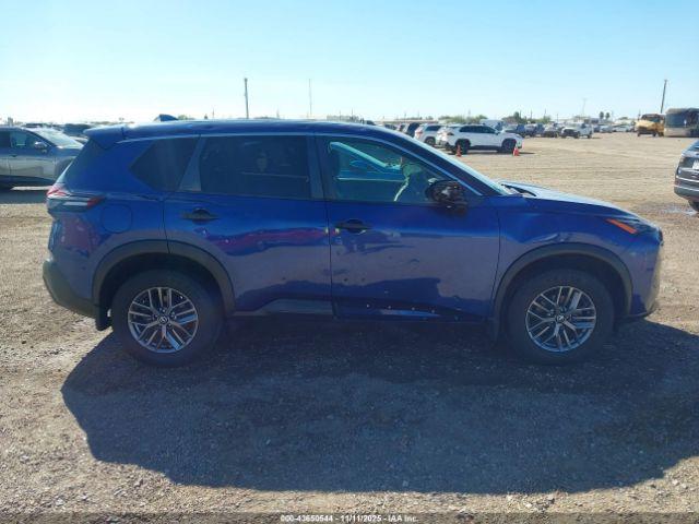 Nissan Rogue S Fwd Image 16