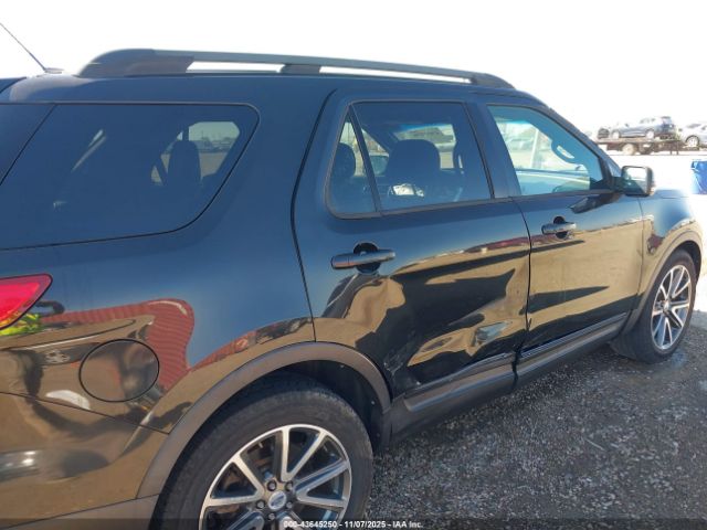 Ford Explorer Xlt Image 9