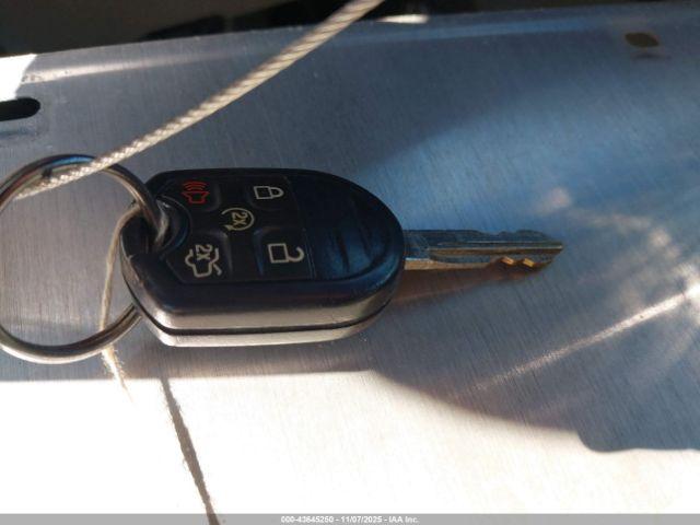 Ford Explorer Xlt Image 14