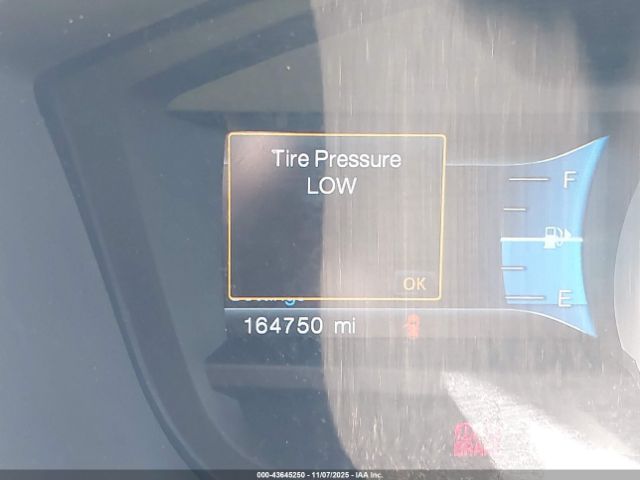 Ford Explorer Xlt Image 10