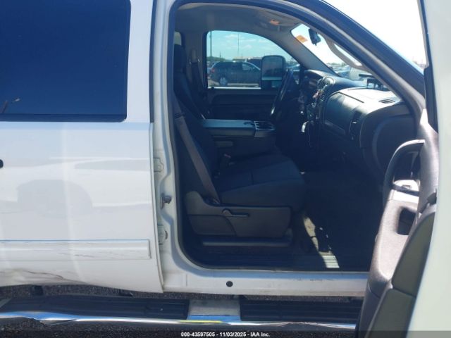 Chevrolet Silverado 1500 Lt Image 7