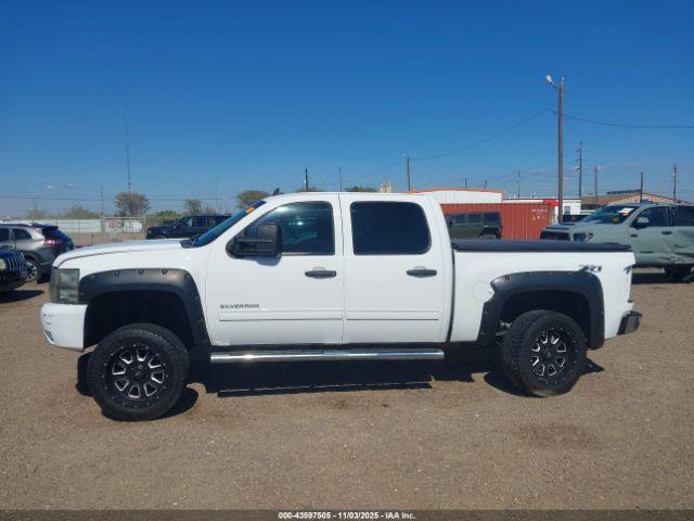 Chevrolet Silverado 1500 Lt Image 11