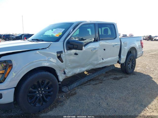 Ford F-150 Xlt Image 15