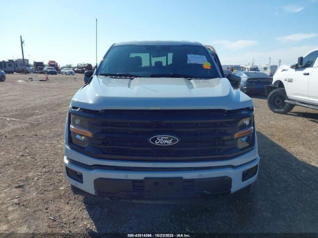 Ford F-150 Xlt Image 4