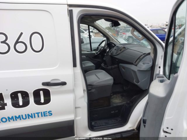 Ford Transit Image 6