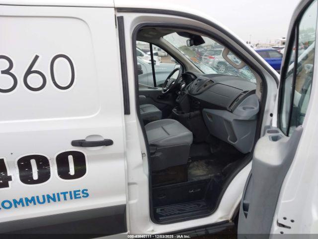 Ford Transit Image 6
