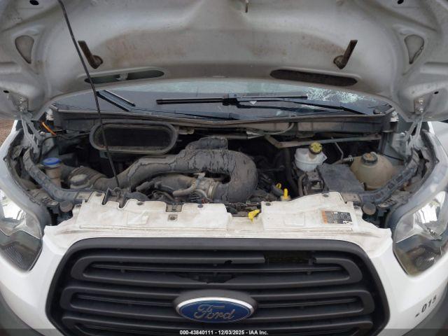 Ford Transit Image 16