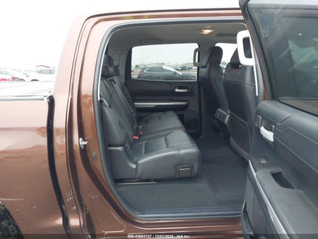 Toyota Tundra Limited 5.7l V8 Image 7