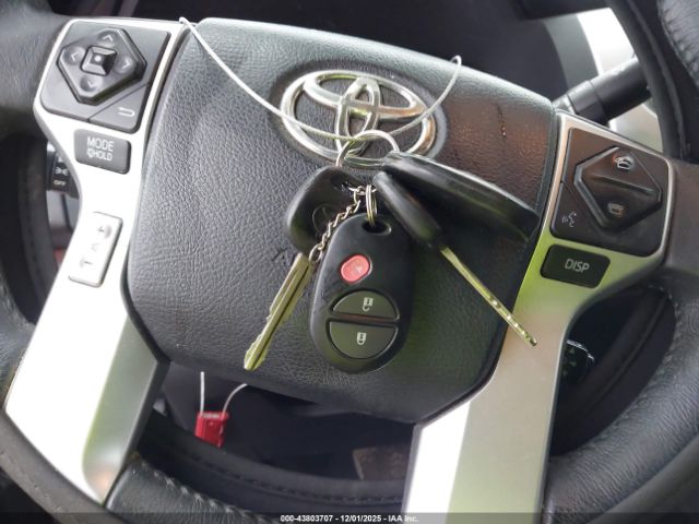 Toyota Tundra Limited 5.7l V8 Image 13