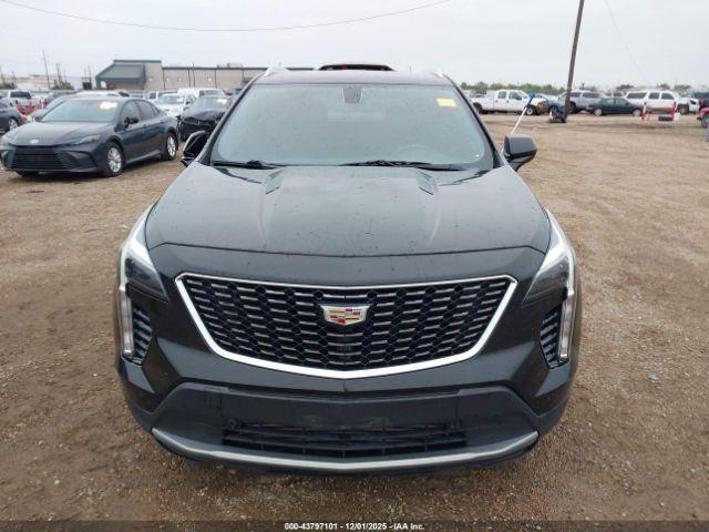 Cadillac XT4 Premium Luxury Image 14