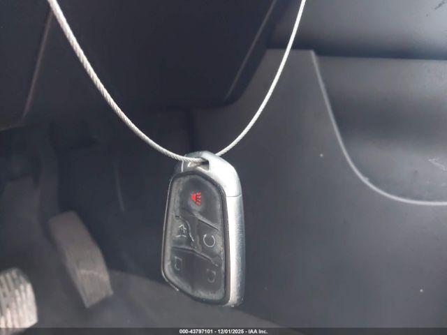 Cadillac XT4 Premium Luxury Image 3