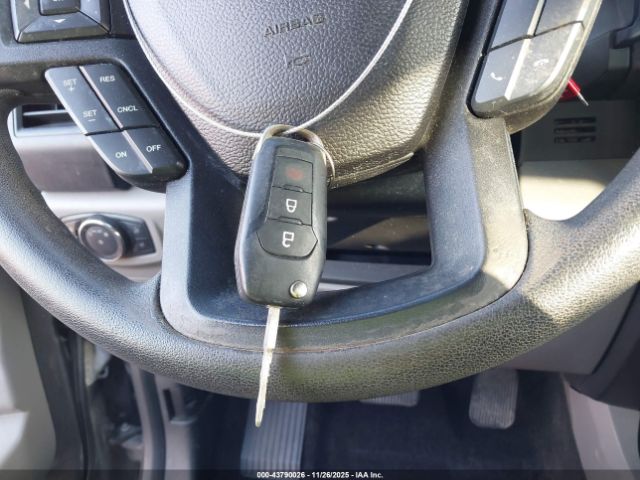 Ford F-150 Xl Image 16