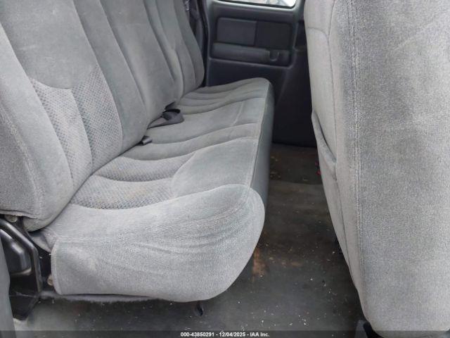 Chevrolet Silverado 1500 Ls Image 7