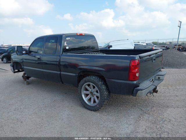 Chevrolet Silverado 1500 Ls Image 4