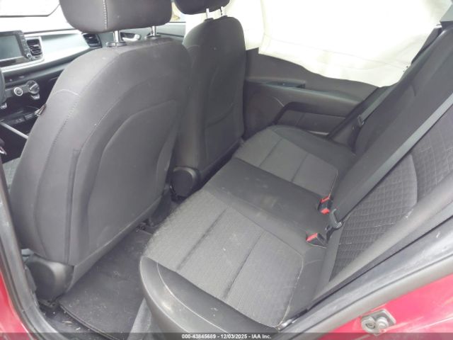 Kia Rio S Image 8