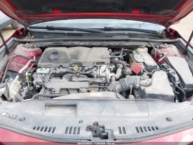 Toyota Camry Se Image 12