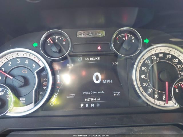 Ram 1500 Laramie Image 14