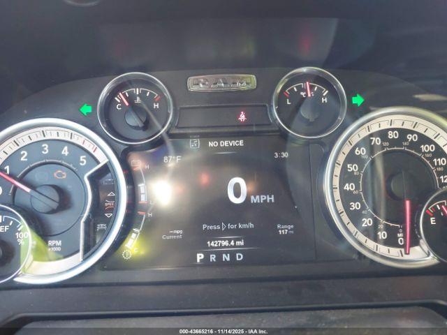 Ram 1500 Laramie Image 14