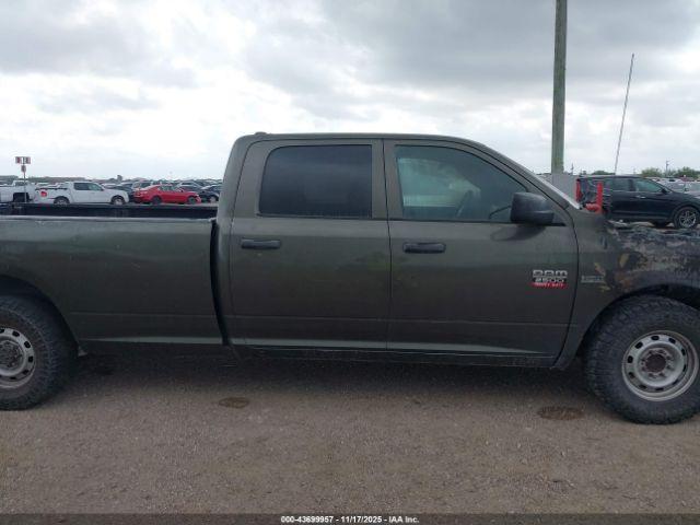 Ram 2500 St Image 13