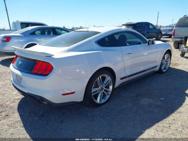 Ford Mustang Ecoboost Premium Image 14