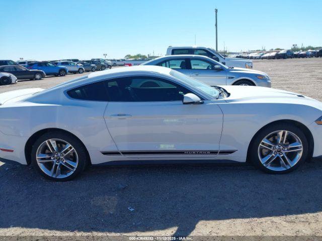 Ford Mustang Ecoboost Premium Image 7