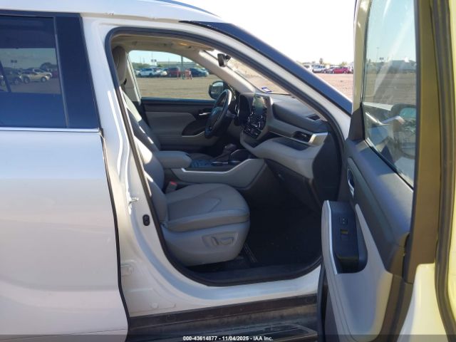 Toyota Highlander Xle Image 5