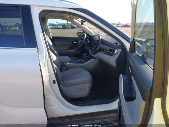 Toyota Highlander Xle Image 5