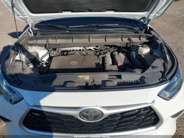 Toyota Highlander Xle Image 9